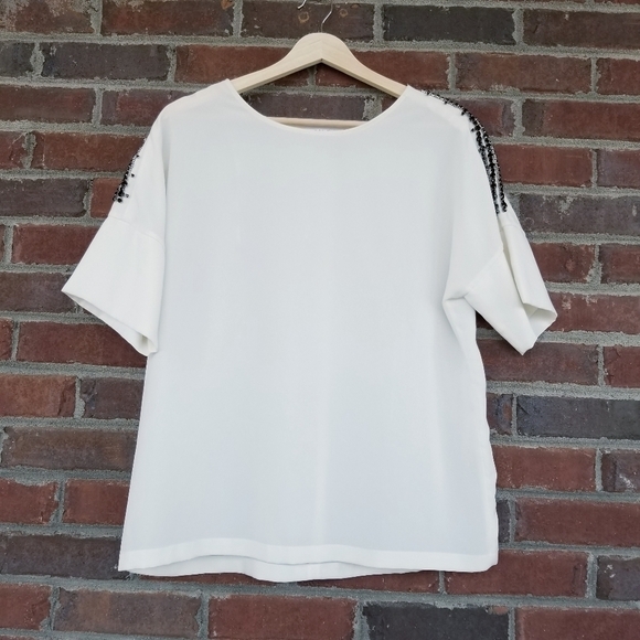 CALVIN Klein XS‎ Ivory blouse with beaded shoulders - Picture 6 of 6